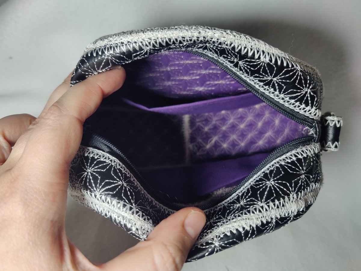 Handmade Black and White Round Flower Zipper Purse, Crossbody Round Embroidered Purse