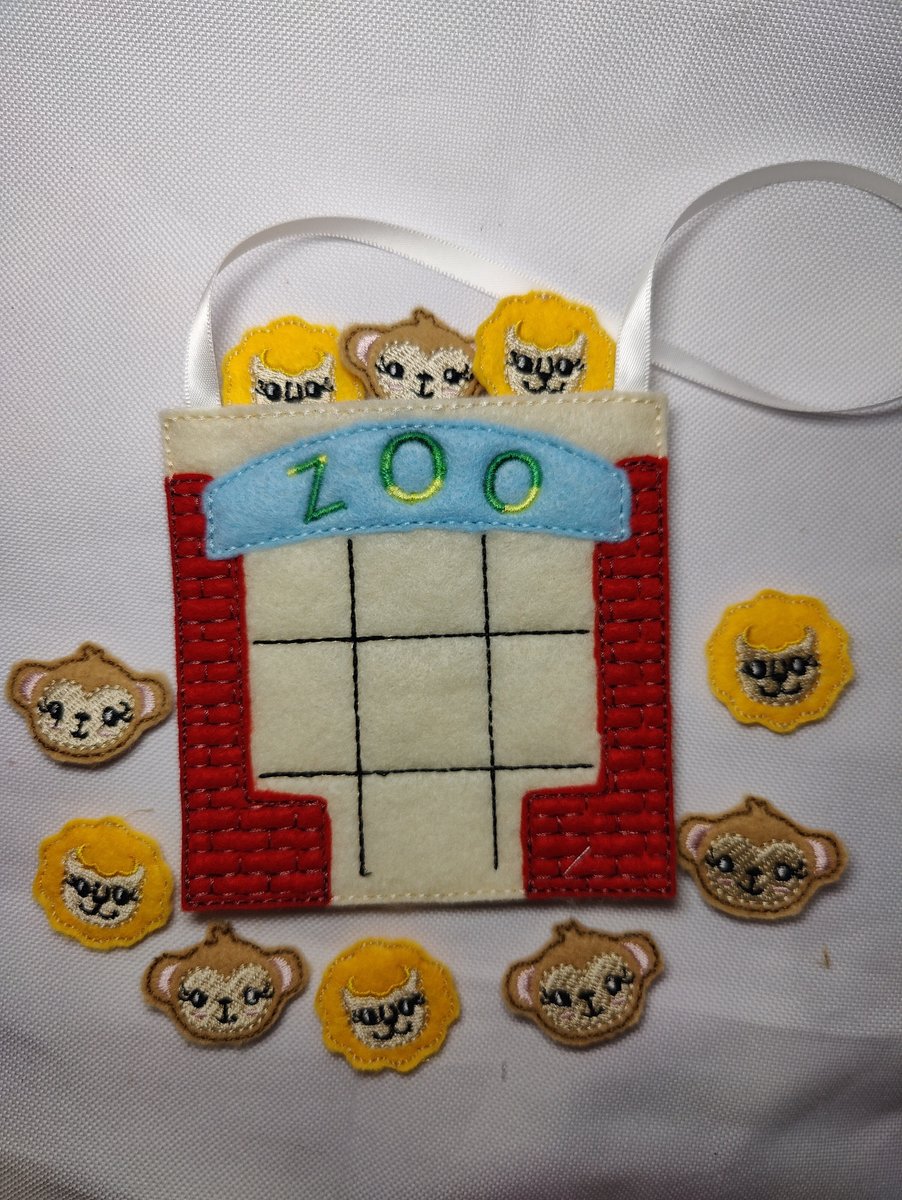 Zoo Tic-tac-toe Travel Game, Customizable Colors, Add Name, Lion and Monkey Markers
