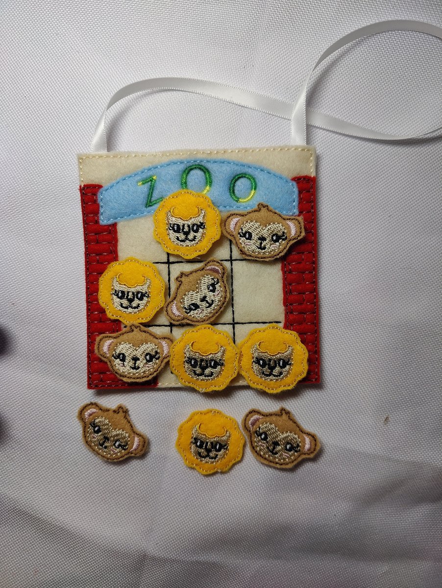 Zoo Tic-tac-toe Travel Game, Customizable Colors, Add Name, Lion and Monkey Markers