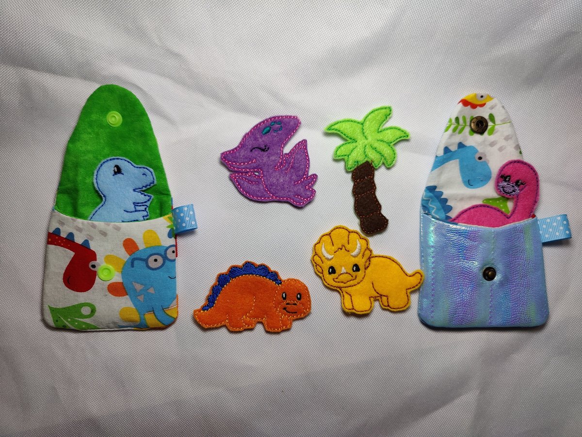 Dinosaur Play Set, Dinosaur Travel Feltie Playset, T-Rex, Triceratops, Pterodactyl, Brachiosaurus