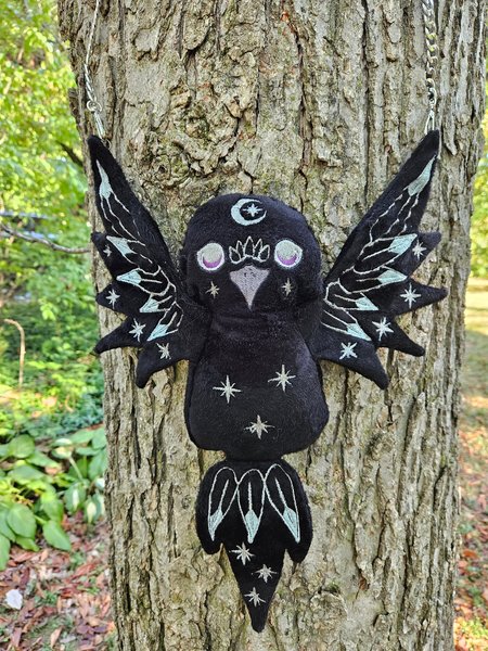 Midnight Raven Side Familiar Purse