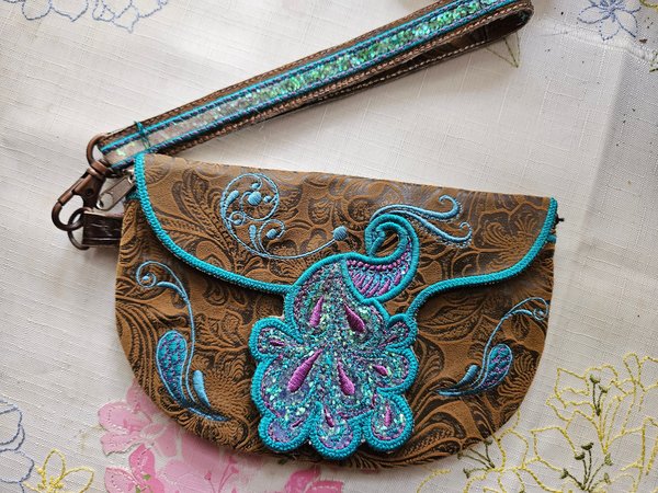 Peacock Flap Zipper Wristlet